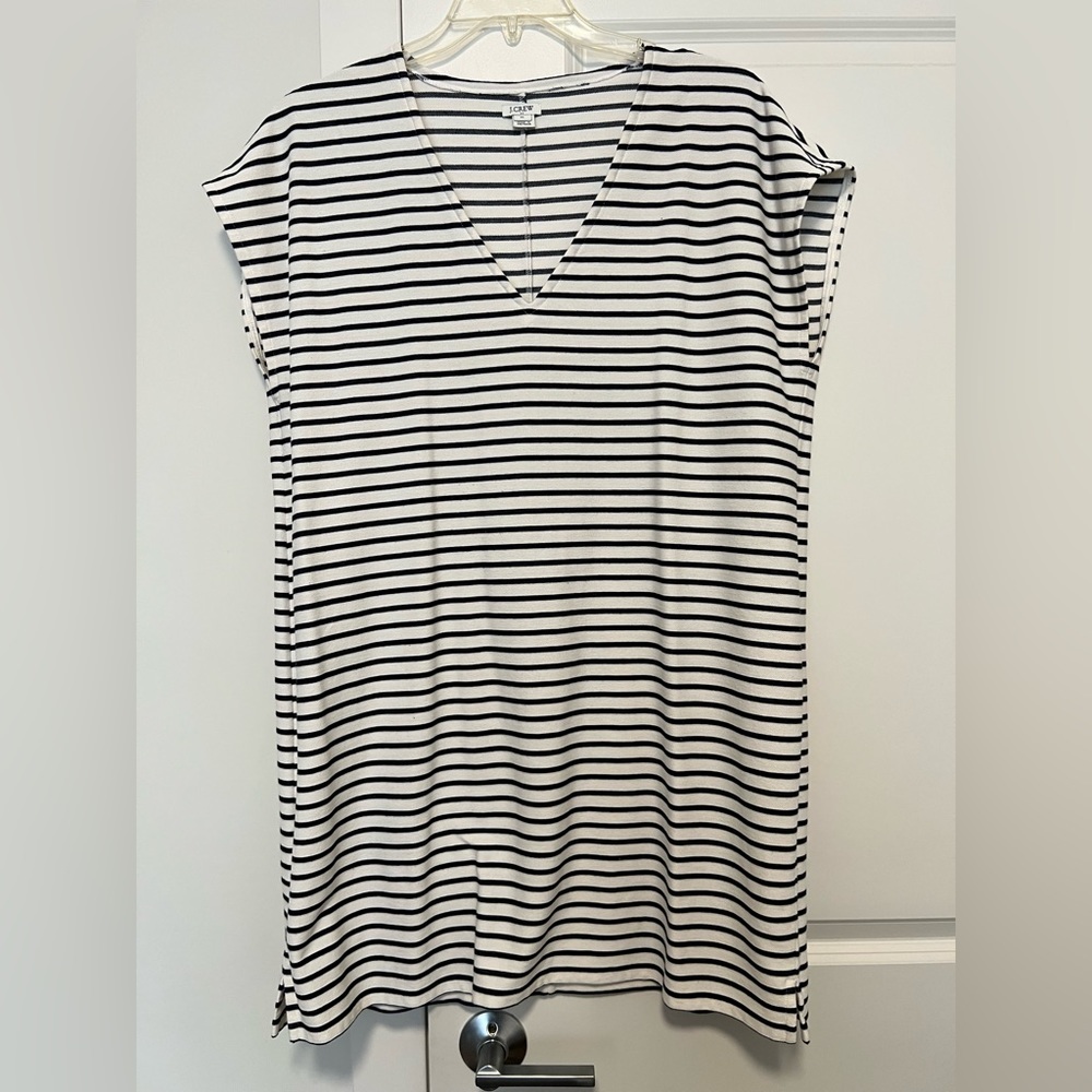 JCrew dress. Navy and white excellent condition! Fun!